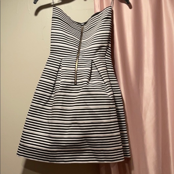 (5 items for $50)
 Uk Fashion bandage stripe corset dress - Picture 3 of 9